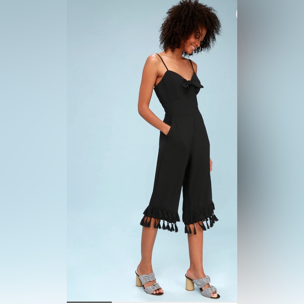 ADELYN RAE - Sandy Black Tie-Front Tassel Culotte Jumpsuit